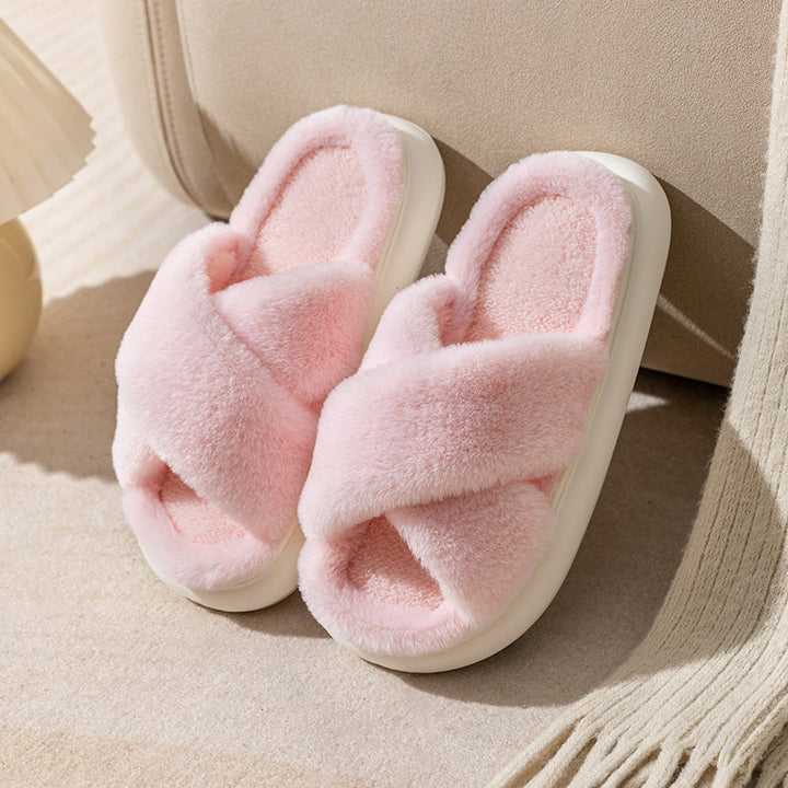 Women’s Fuzzy Slippers – Cozy Comfort Meets Effortless Style